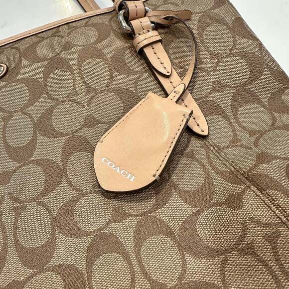 COACH Peyton Signature Zip Top Tote Y2K - Picture 6 of 17